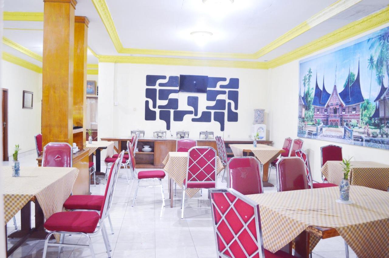 Hotel Yuriko Bukittinggi Exterior foto
